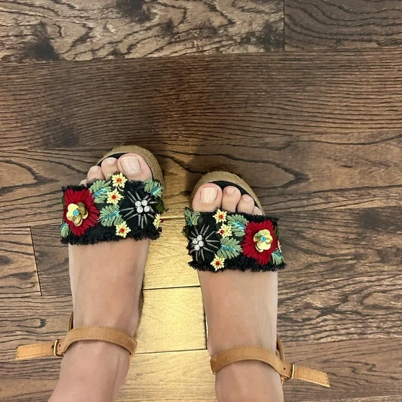 Italian Sandals - Picture 5 of 8